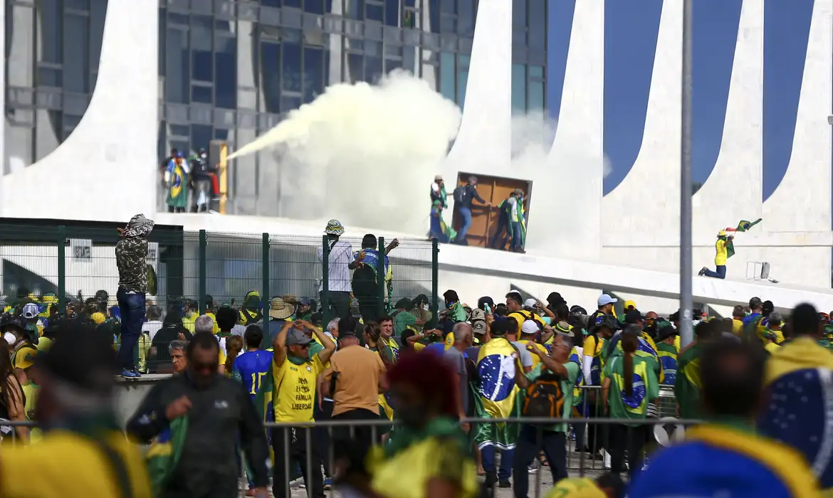 Associação Brasileira de Juristas pela Democracia (ABJD) lança campanha contra anistia de pessoas por envolvimento no ato golpista de 8 de janeiro de 2023